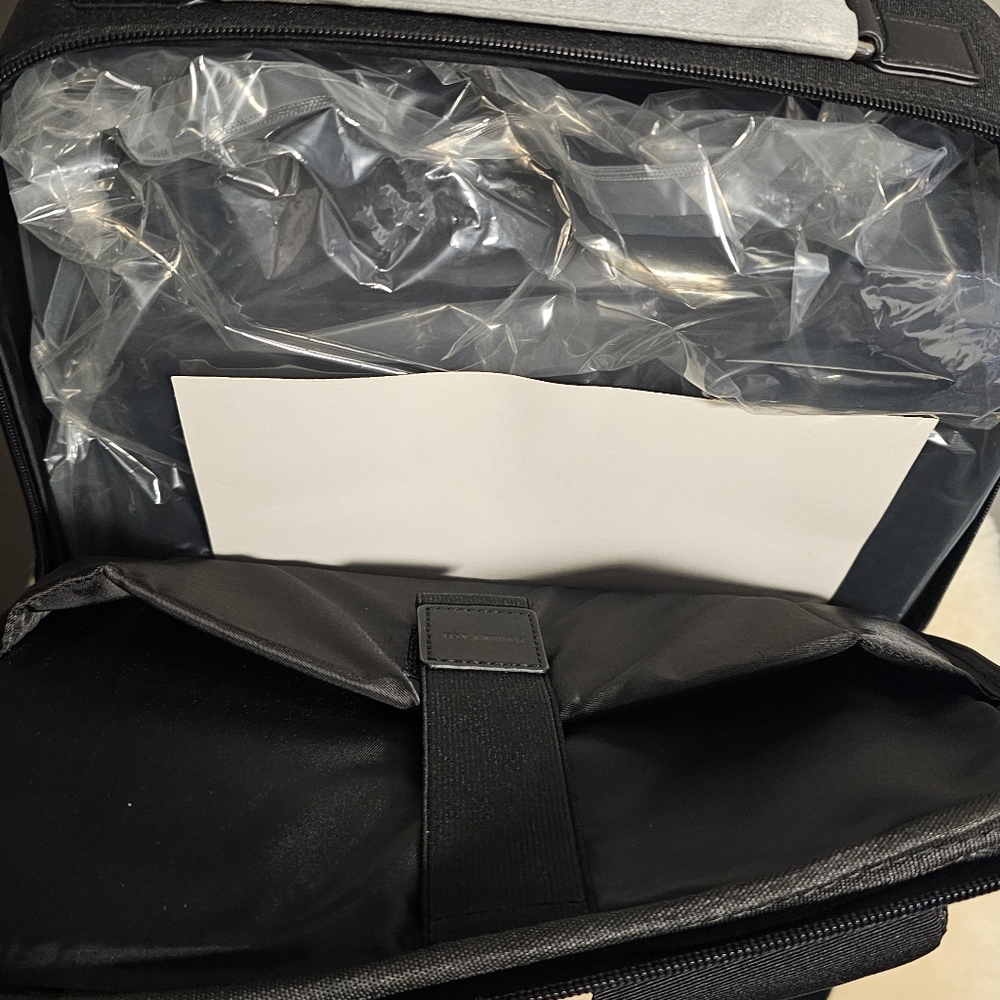 NWT Maverick & Co Black Explorer Light Backpack - Picture 4 of 16